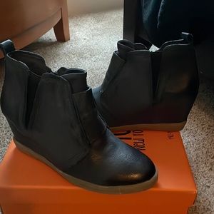 Miz Mooz Style Alisa Booties never worn!